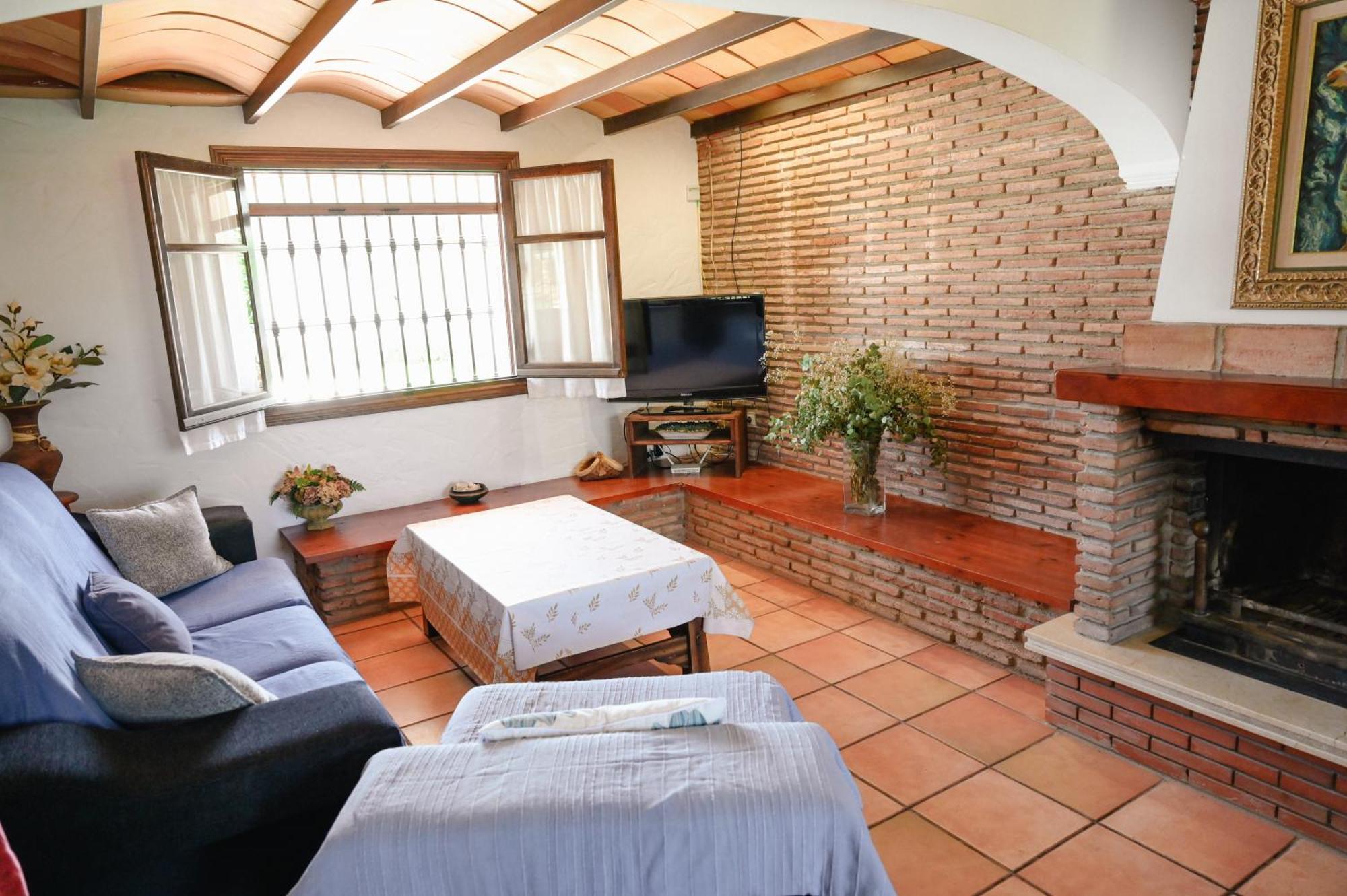 Amplia Casa Rural Con Precioso Jardin Cerca De Malaga Capital. Zimmer foto